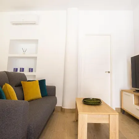 Calle Pintado 21 Bajo * Estepona